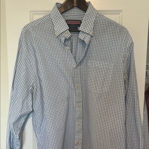 Vineyard Vines Blue and White Gingham Casual Shirt